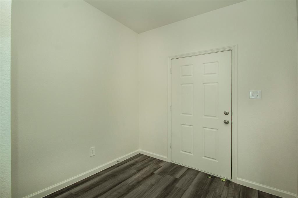 6225 Old Bridge Way Forney, TX 75126 - Photo 8 of 22