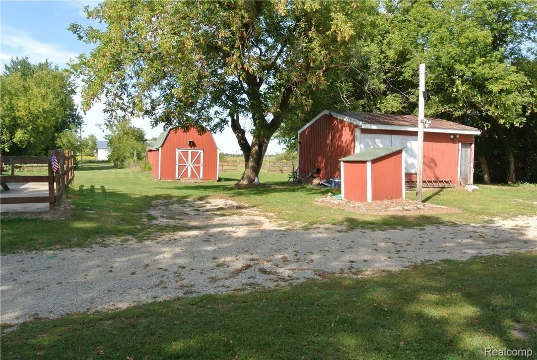 5185 Maple Valley Road Brown City, MI 48416 - Photo 7 of 46 DSC_7543.JPG