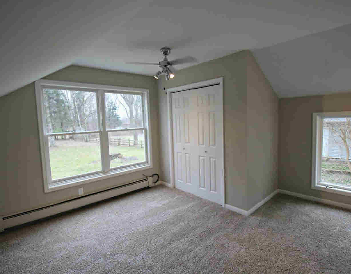 4299 Calkins Road Flint, MI 48532 - Photo 23 of 34 21266774-22.JPG
