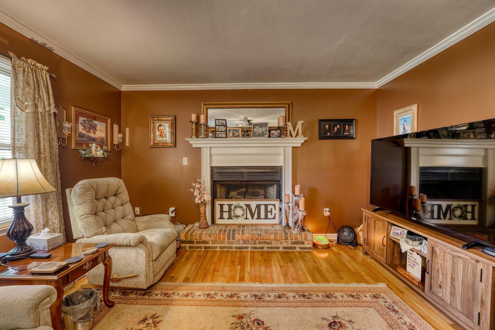 3145 Winesap Road Kingsport, TN 37663 - Photo 8 of 50 3145WinesapRdKingsportTN-21