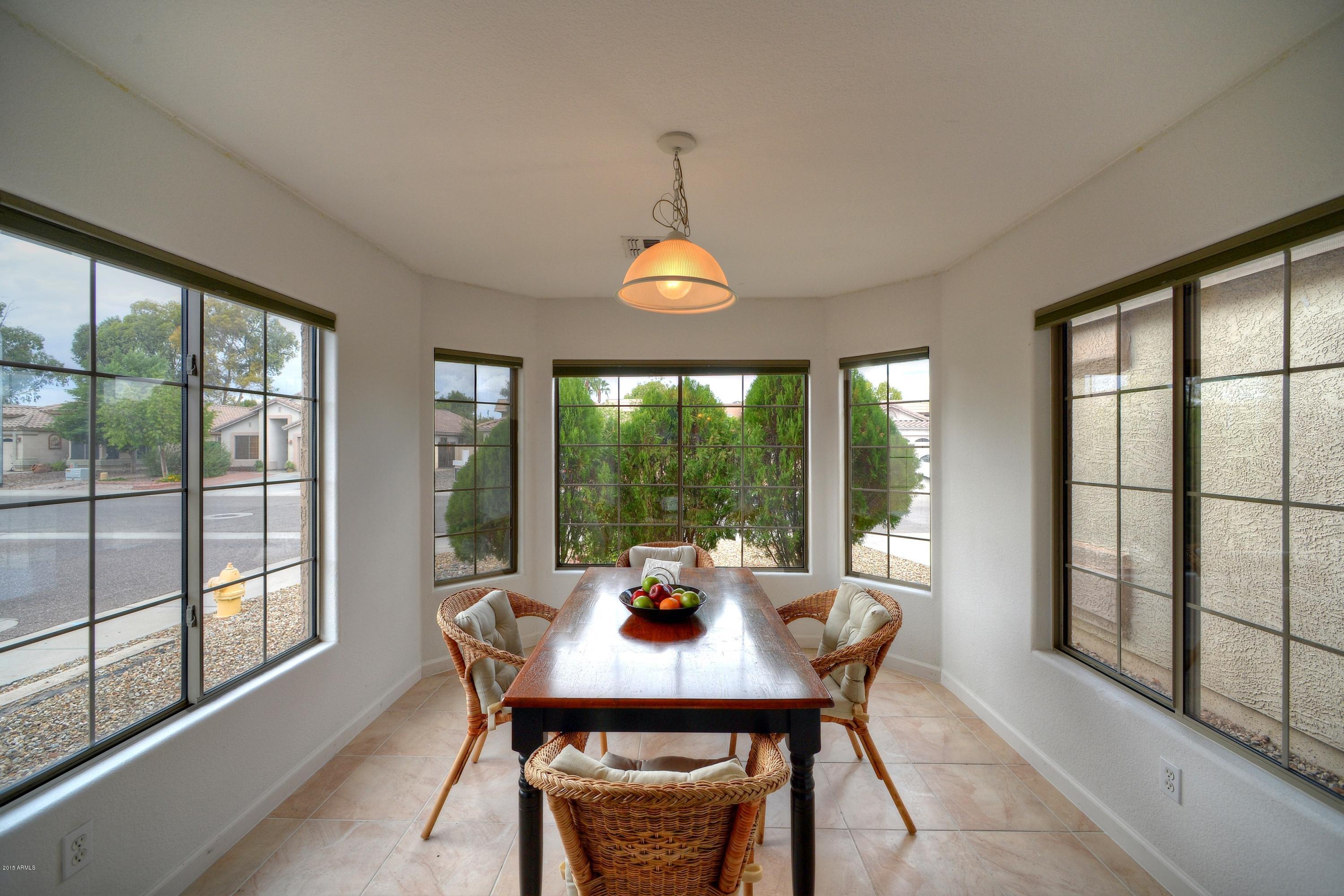 5799 West Freeway Lane Glendale, AZ 85302 - Photo 7 of 15 006_Breakfast Nook
