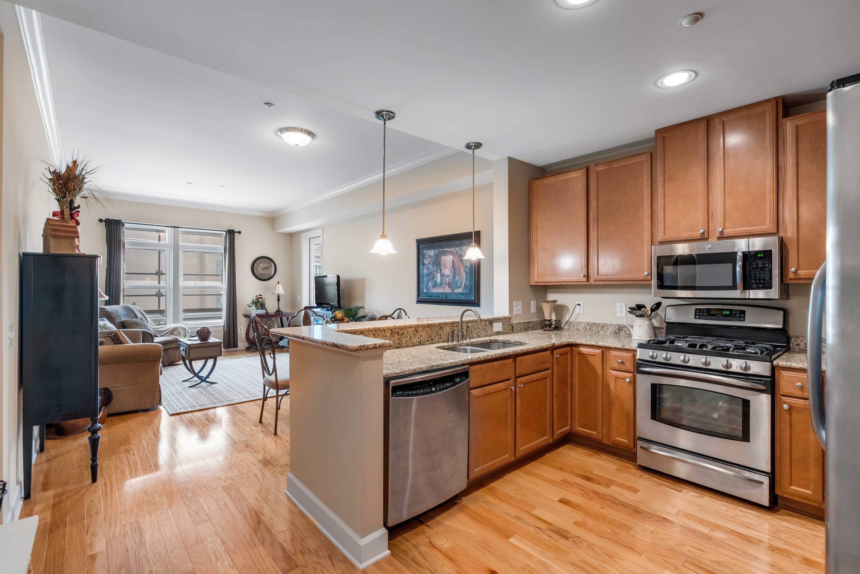 125 Pier View Street, Unit 307 Daniel Island, SC 29492 - Photo 2 of 36 DSC00449