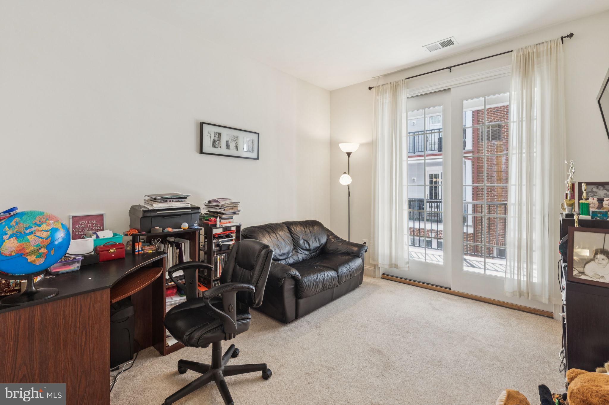 105 Commodore Court Philadelphia, PA 19146 - Photo 14 of 28