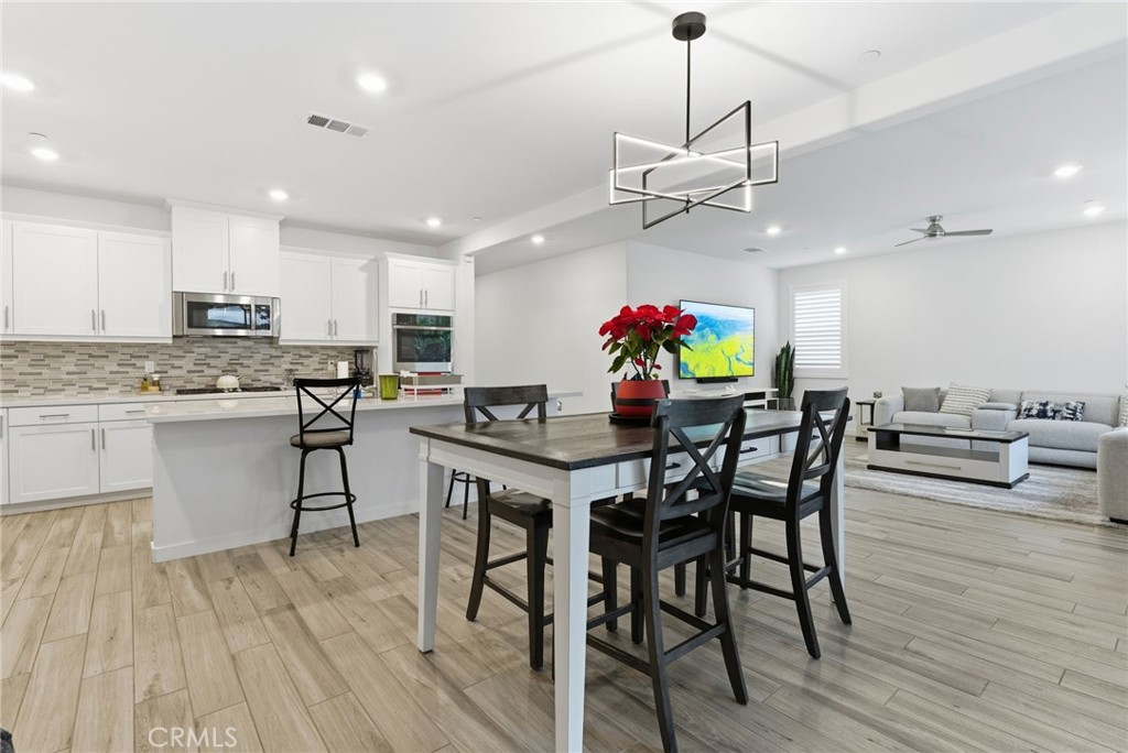 16770 Tea Tree Lane Fontana, CA 92336 - Photo 17 of 59