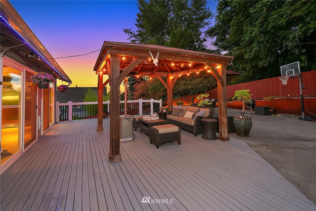 2526 Mill Avenue South Renton, WA 98055 - Photo 31 of 33 a view of outdoor space with deck and patio