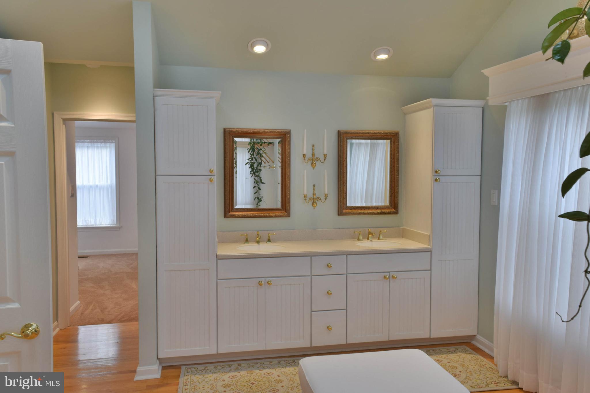 13650 Jacobs Road Mount Airy, MD 21771 - Photo 34 of 70 Master Bathroom