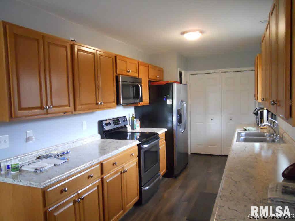 4133 Pickfair Road Springfield, IL 62703 - Photo 8 of 19