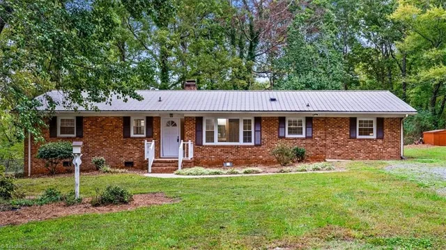 $299,900 | 5979 Highway 220, Asheboro, NC 27205