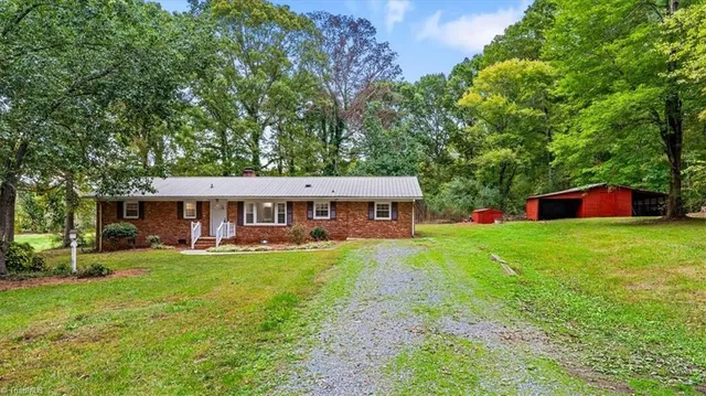 $299,900 | 5979 Highway 220, Asheboro, NC 27205