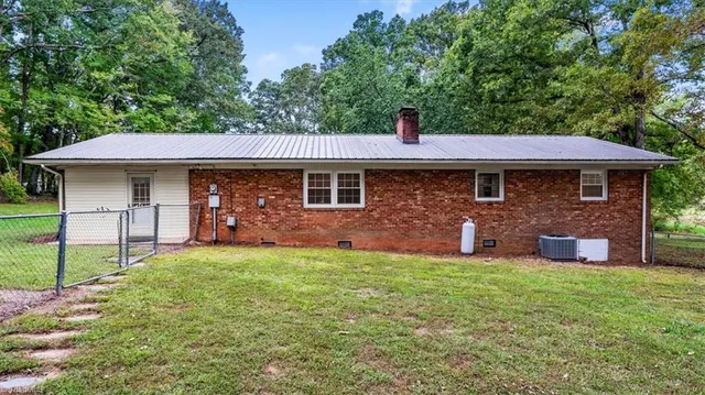 $299,900 | 5979 Highway 220, Asheboro, NC 27205