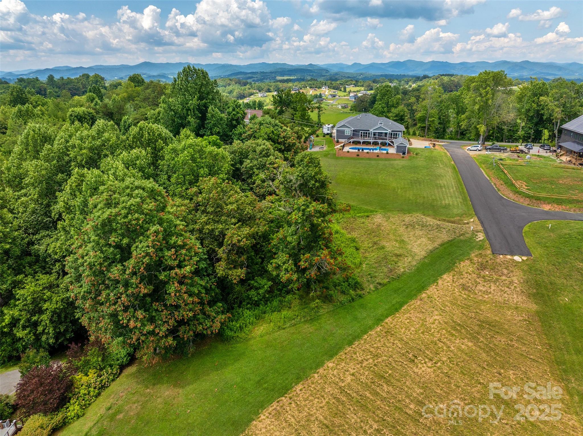113 Grandview Road Alexander, NC 28701 - Photo 7 of 13 Gallery Image 7