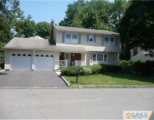 69 Overhill Road East Brunswick, NJ 08816 - Photo 1 of 25 Gallery Image 1