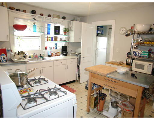 91 Bradford Road Watertown, MA 02472 - Photo 8 of 11