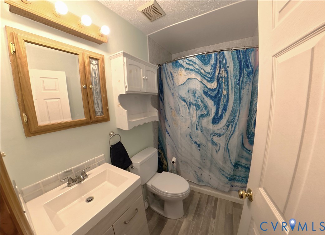 668 Jouett School Road Mineral, VA 23117 - Photo 8 of 11