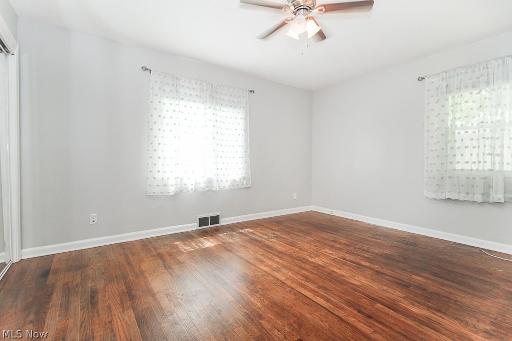 6401 Stumph Road Cleveland, OH 44130 - Photo 34 of 35
