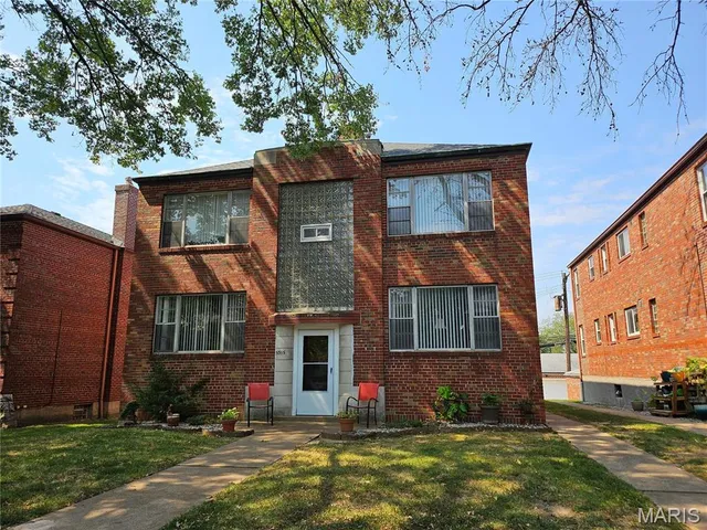 $925 | 5315 Jamieson Avenue, Unit 2N, St. Louis, MO 63109