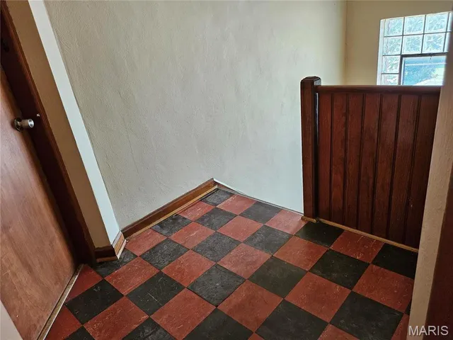 $925 | 5315 Jamieson Avenue, Unit 2N, St. Louis, MO 63109