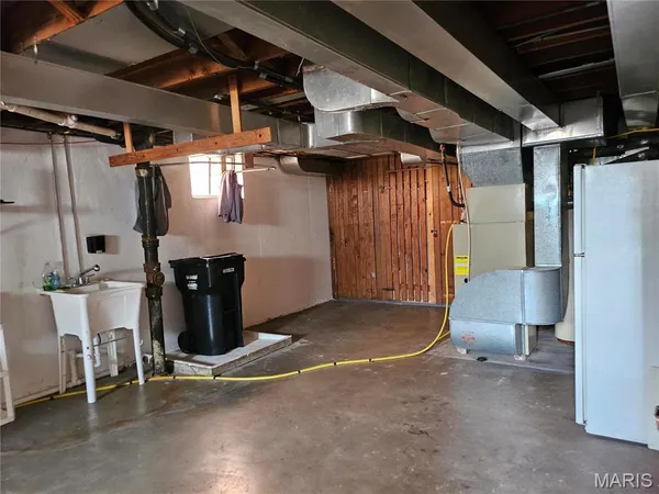 $875 | 5315 Jamieson Avenue, Unit 2N, St. Louis, MO 63109