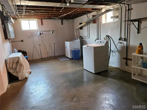 $875 | 5315 Jamieson Avenue, Unit 2N, St. Louis, MO 63109