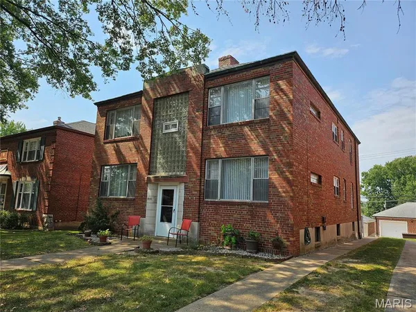 $875 | 5315 Jamieson Avenue, Unit 2N, St. Louis, MO 63109
