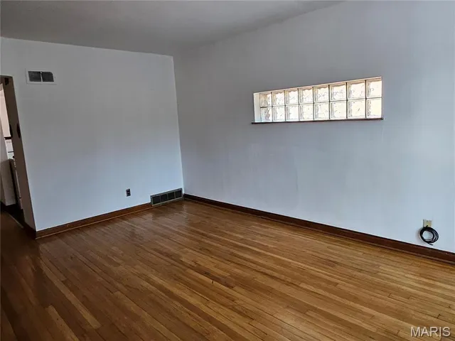 $925 | 5315 Jamieson Avenue, Unit 2N, St. Louis, MO 63109