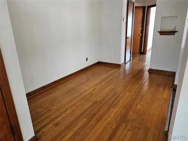 $925 | 5315 Jamieson Avenue, Unit 2N, St. Louis, MO 63109