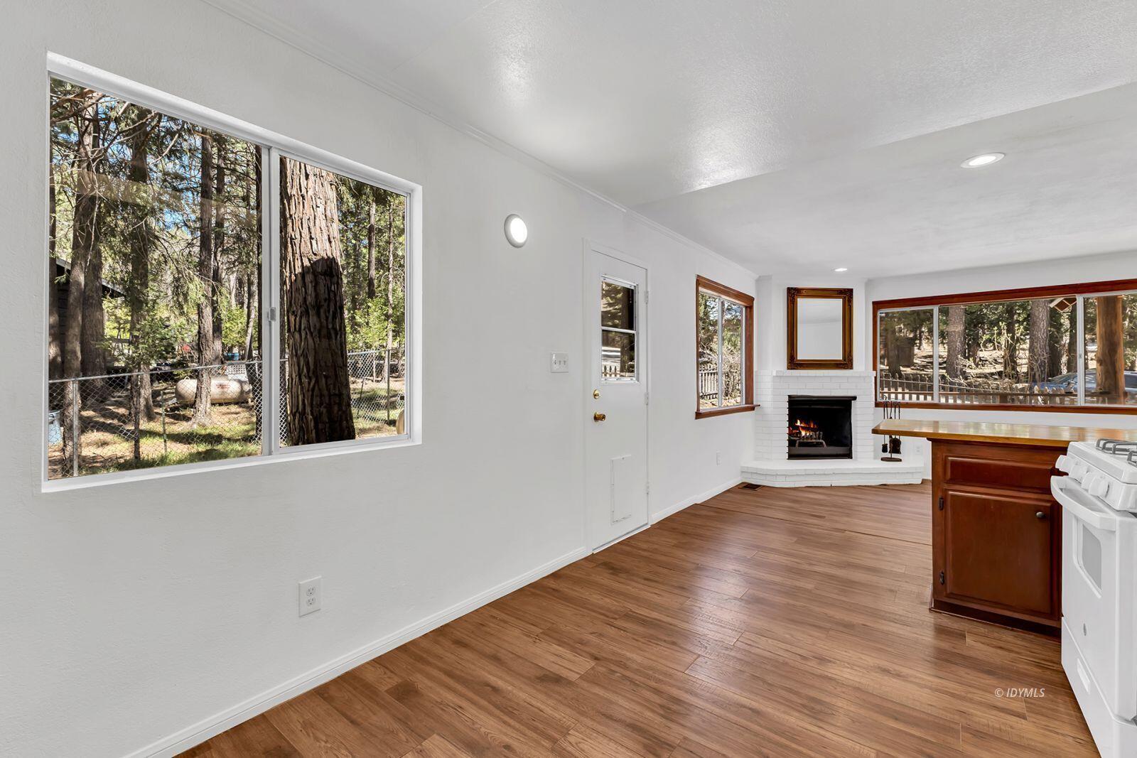 25495 Palomar Road Idyllwild, CA 92549 - Photo 26 of 51 26