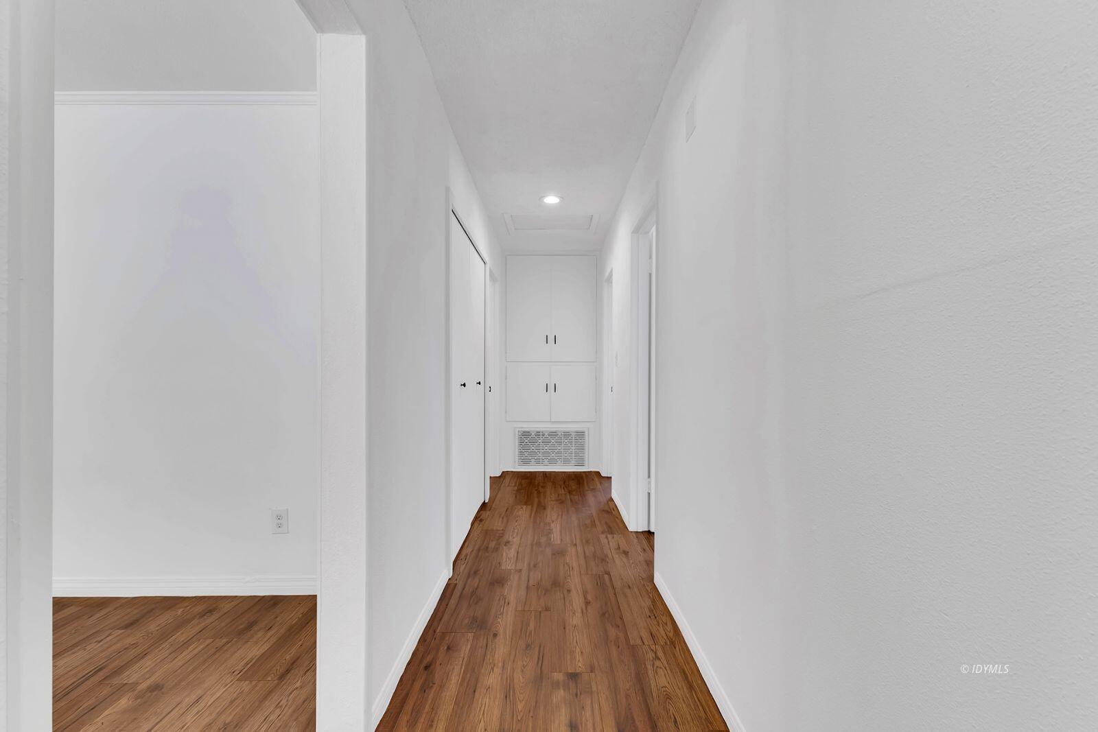 25495 Palomar Road Idyllwild, CA 92549 - Photo 27 of 51 27