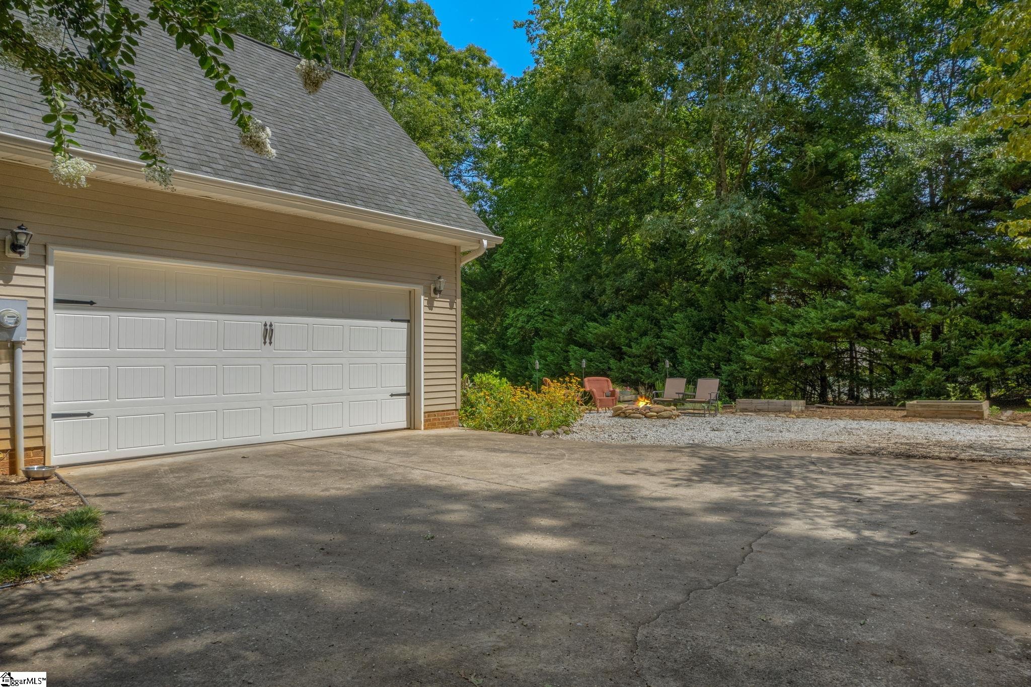 612 Hampton Road Liberty, SC 29657 - Photo 30 of 36