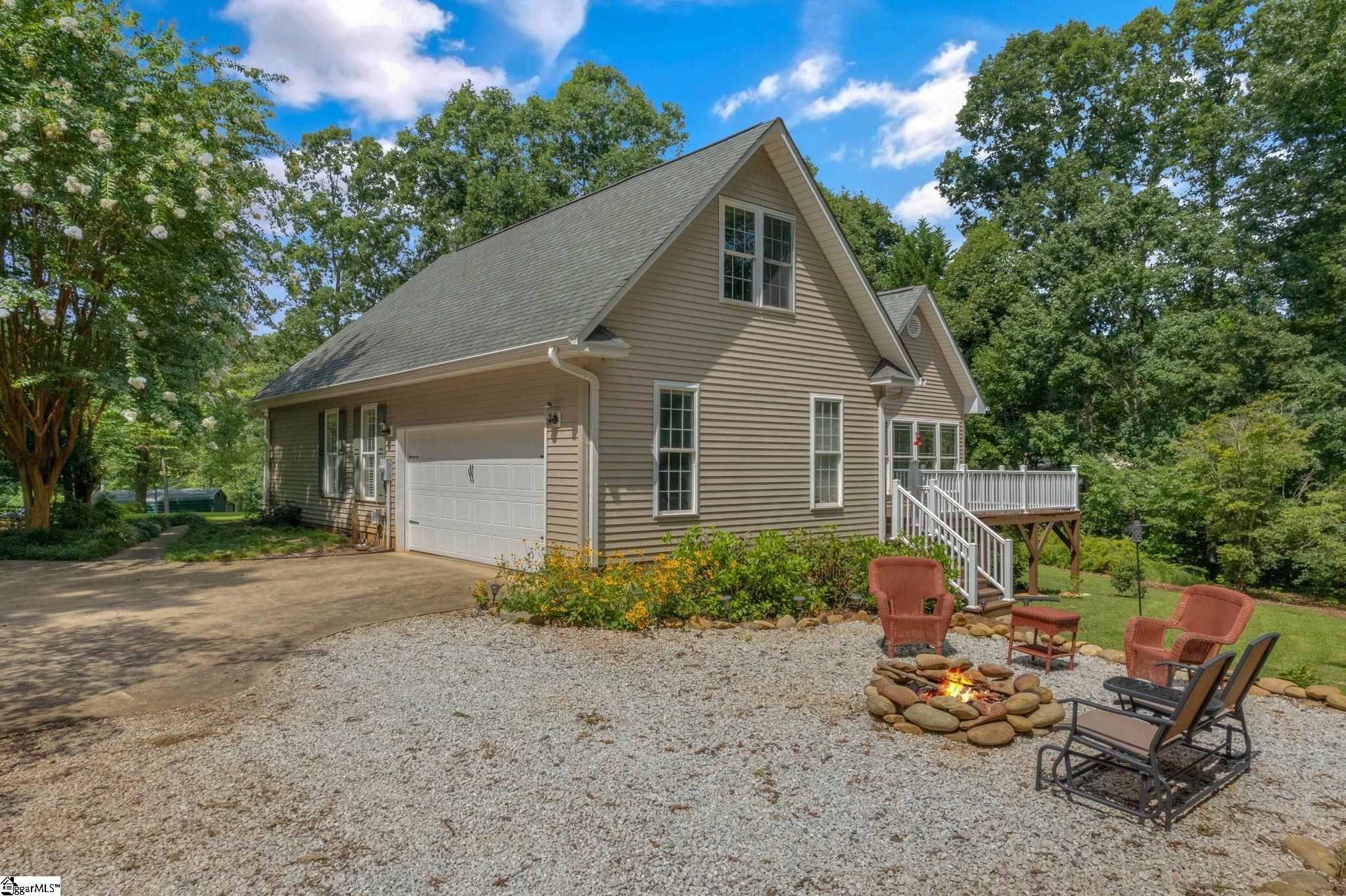 612 Hampton Road Liberty, SC 29657 - Photo 31 of 36