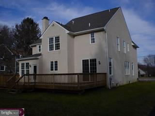2722 Springfield Road Broomall, PA 19008 - Photo 2 of 6 Gallery Image 2