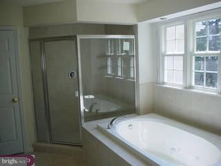 2722 Springfield Road Broomall, PA 19008 - Photo 4 of 6 Gallery Image 4