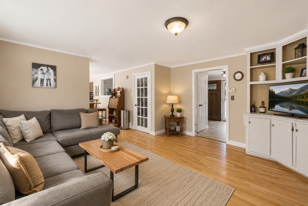 176 Davis Road Westminster, MA 01473 - Photo 17 of 37