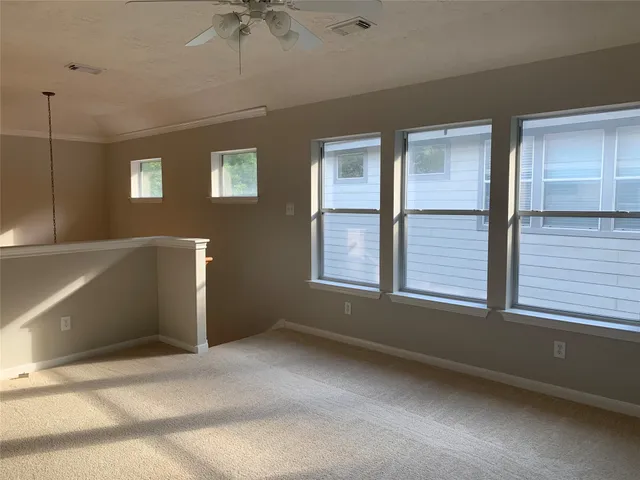 $1,850 | 11 Baccara Place, The Woodlands, TX 77384