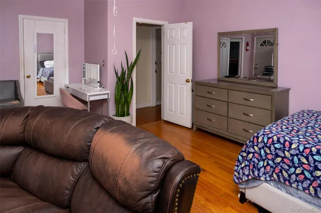 $899,999 | 24 Whaley Street, Freeport, NY 11520