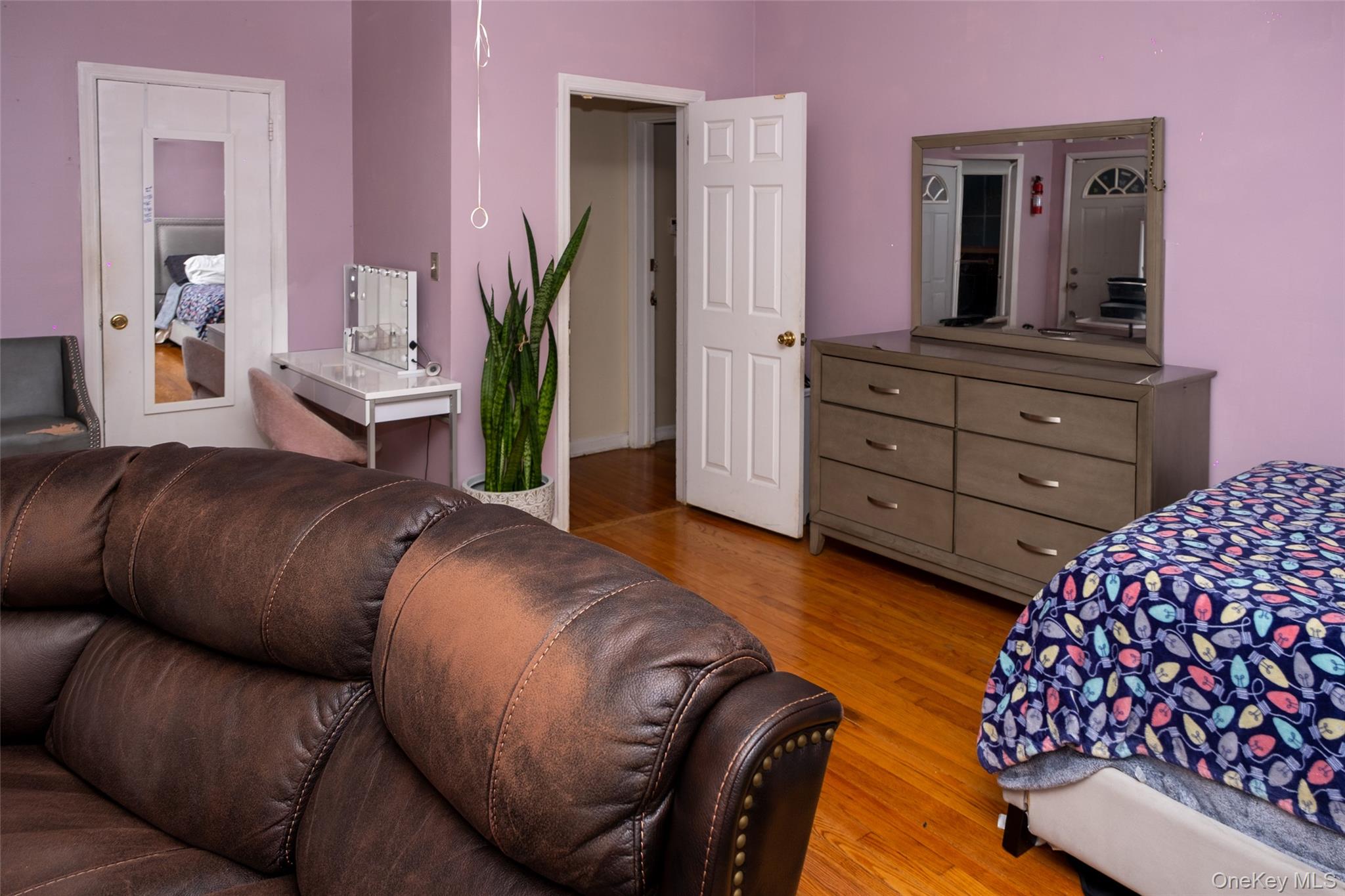 24 Whaley Street Freeport, NY 11520 - Photo 16 of 36