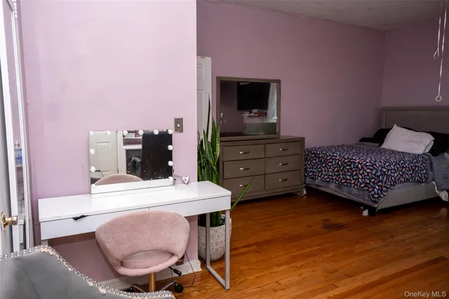 $899,999 | 24 Whaley Street, Freeport, NY 11520