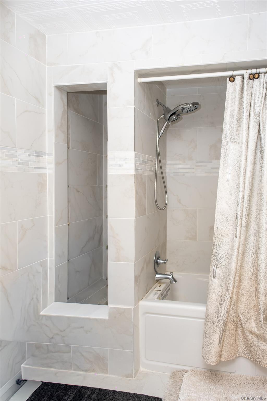 24 Whaley Street Freeport, NY 11520 - Photo 21 of 36