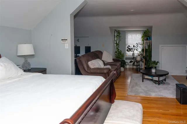 $899,999 | 24 Whaley Street, Freeport, NY 11520