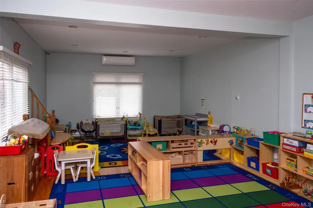 $899,999 | 24 Whaley Street, Freeport, NY 11520