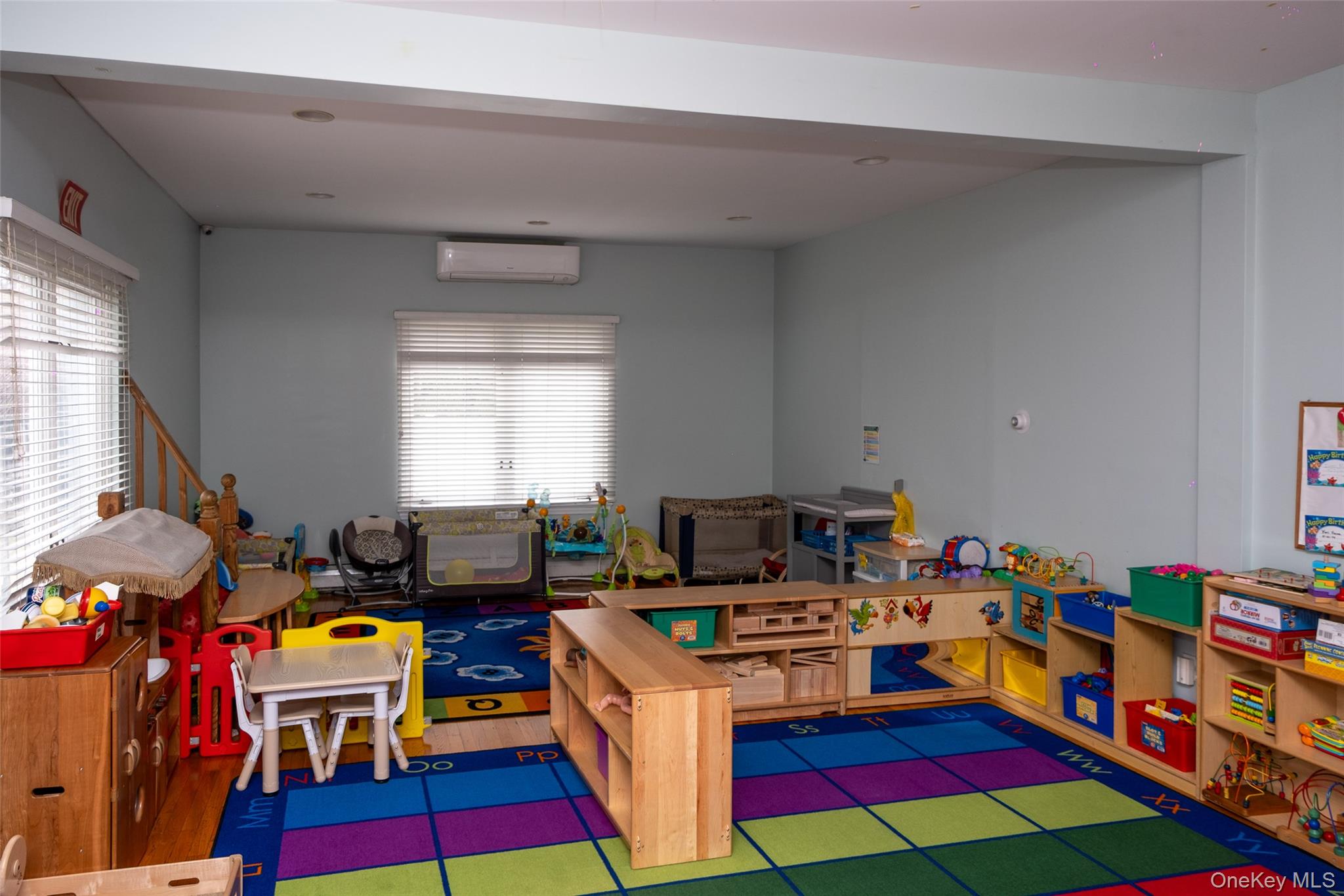 24 Whaley Street Freeport, NY 11520 - Photo 31 of 36