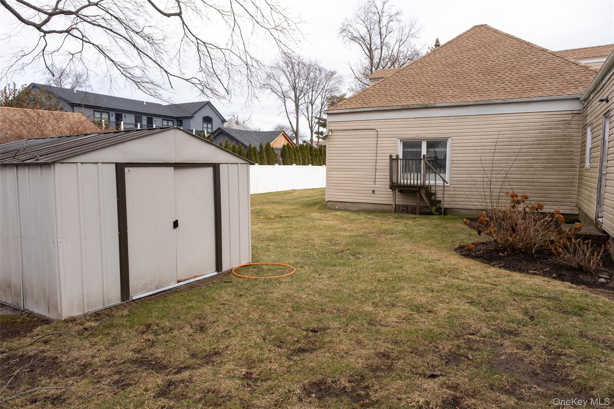 24 Whaley Street Freeport, NY 11520 - Photo 35 of 36