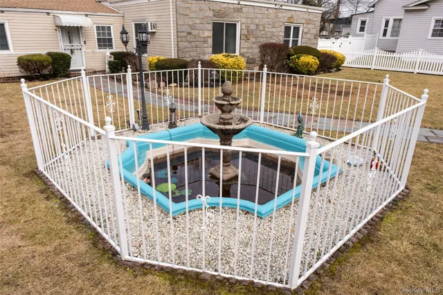 $899,999 | 24 Whaley Street, Freeport, NY 11520