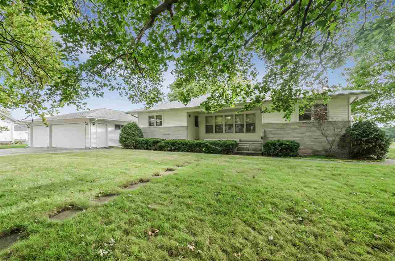 311 Poplar Street Bennett, IA 52721 - Photo 1 of 11 Gallery Image 1
