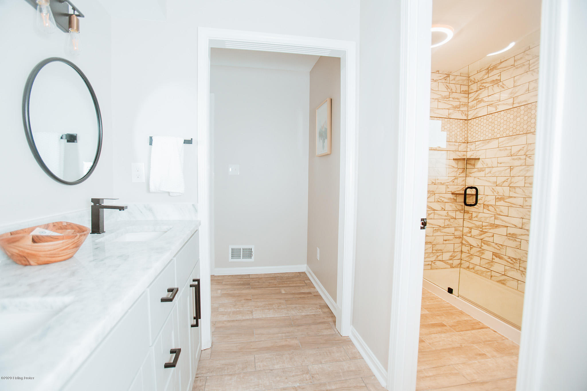 12128 Maplewood Road Goshen, KY 40026 - Photo 20 of 48 Primary Bathroom