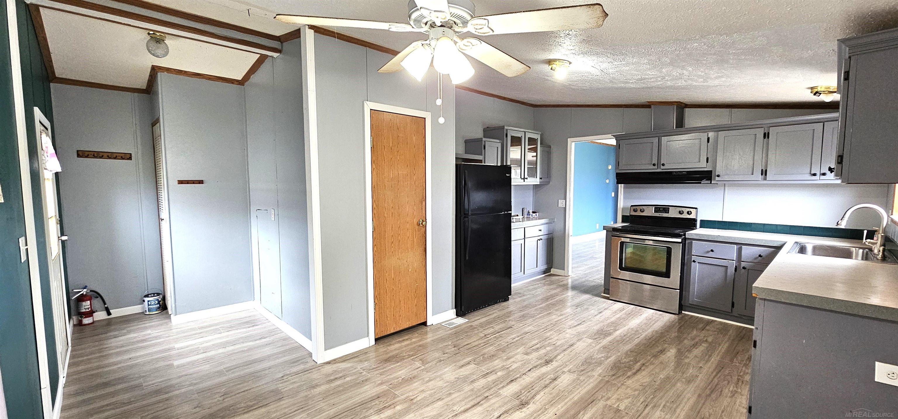 4930 Hunt Road Deckerville, MI 48427 - Photo 5 of 12 50127649-3cfbe313-ea30-402f-85ae-962f374b06bf.JPG