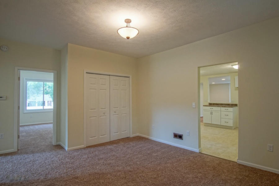 442 West Upton Avenue Reed City, MI 49677 - Photo 7 of 21 DSC06534