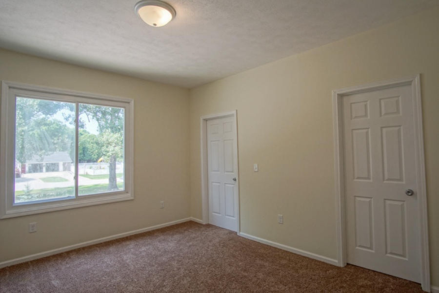 442 West Upton Avenue Reed City, MI 49677 - Photo 8 of 21 DSC06536