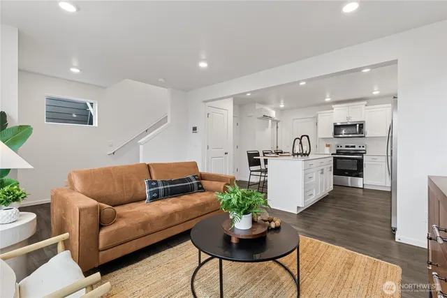 $519,995 | 8385 Ostrom Avenue Southeast, Unit 93, Lacey, WA 98513