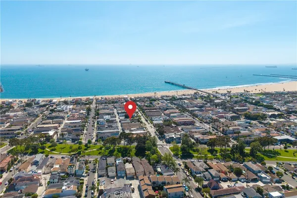 $3,059,999 | 140 12th Street, Seal Beach, CA 90740